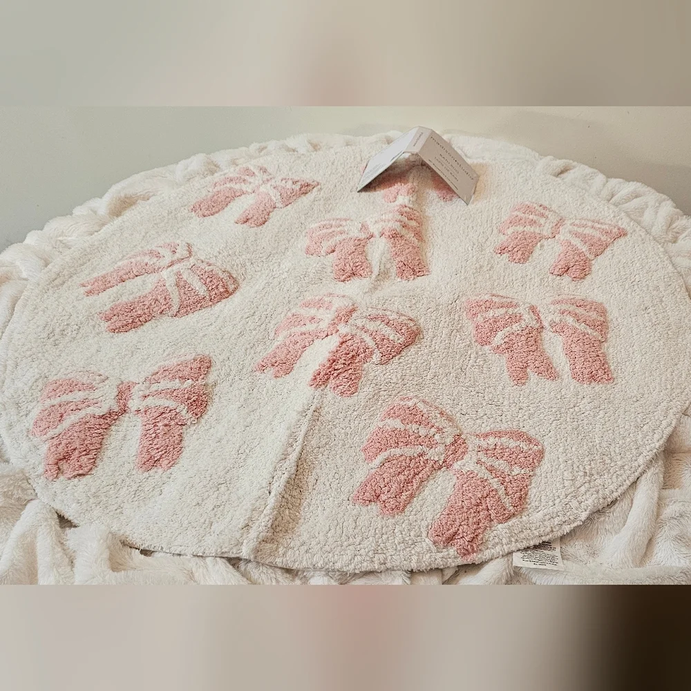 Round Bath Rug Bows White And Pink 30